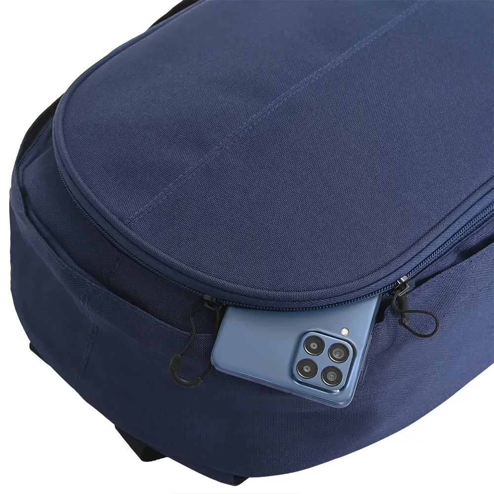 Mochila Mizuno azul noite vista de frente com compartimento principal aberto